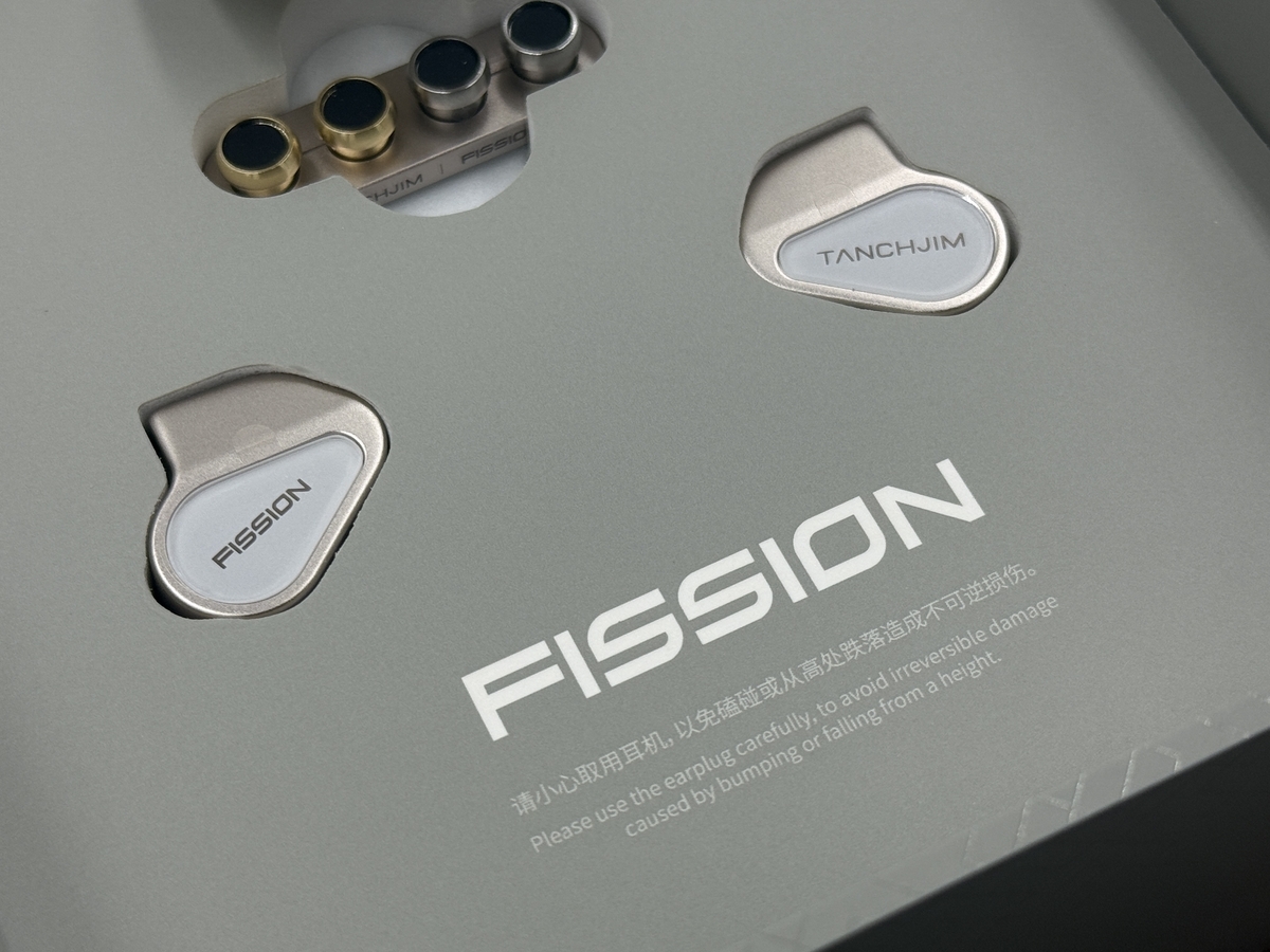 ⭐︎特価　Tanchjim Fission インイヤー型HiFi有線イヤホン Amazon.co.jp: HiFiGo TANCHJIM FISSION 有線 インイヤー