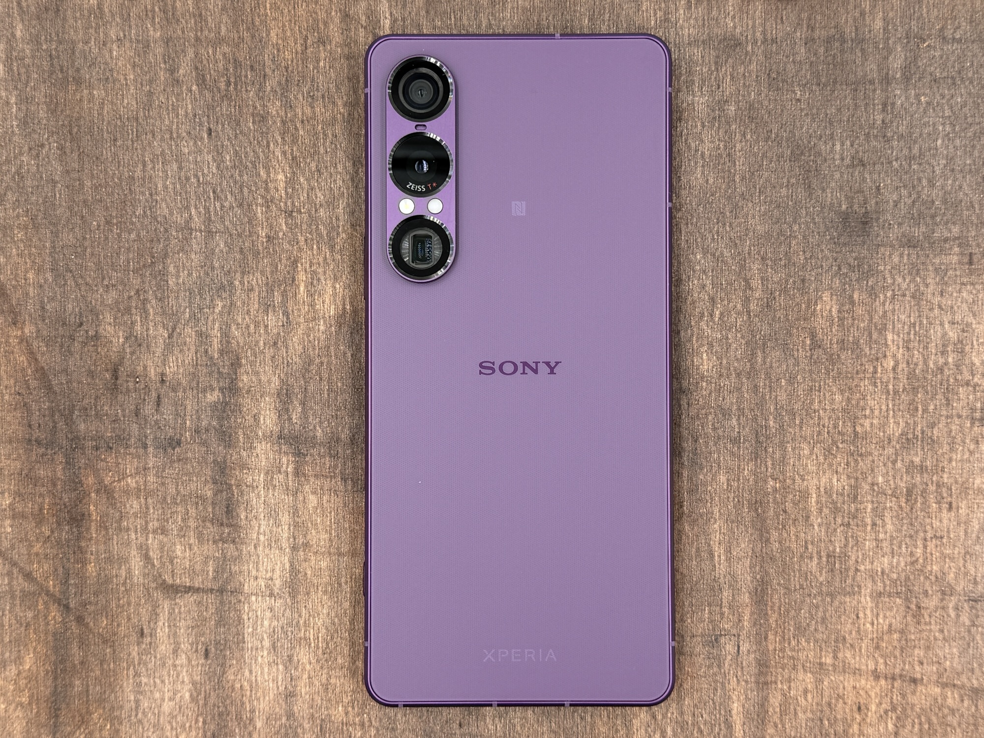 不具合にて販売停止中のXperia 1 VIIを直販、キャリア版共に8月27日