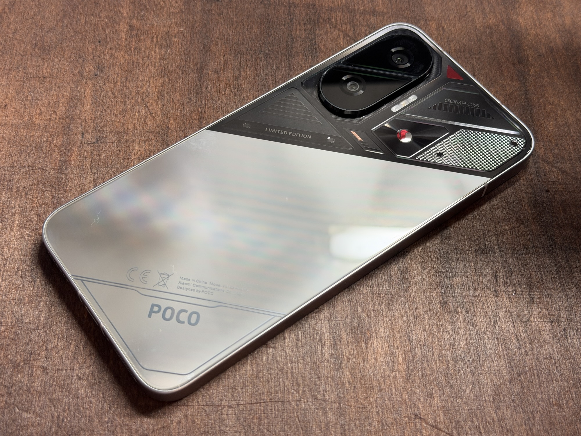 AmazonスマイルセールでPOCOスマホが最大20％オフ！迷ったら「POCO F7
