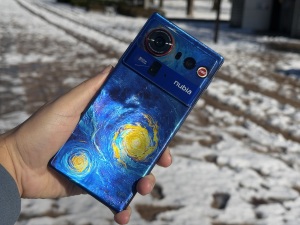 韓国でGalaxy S24 Ultraと「ブルーアーカイブ」のコラボバージョンが
