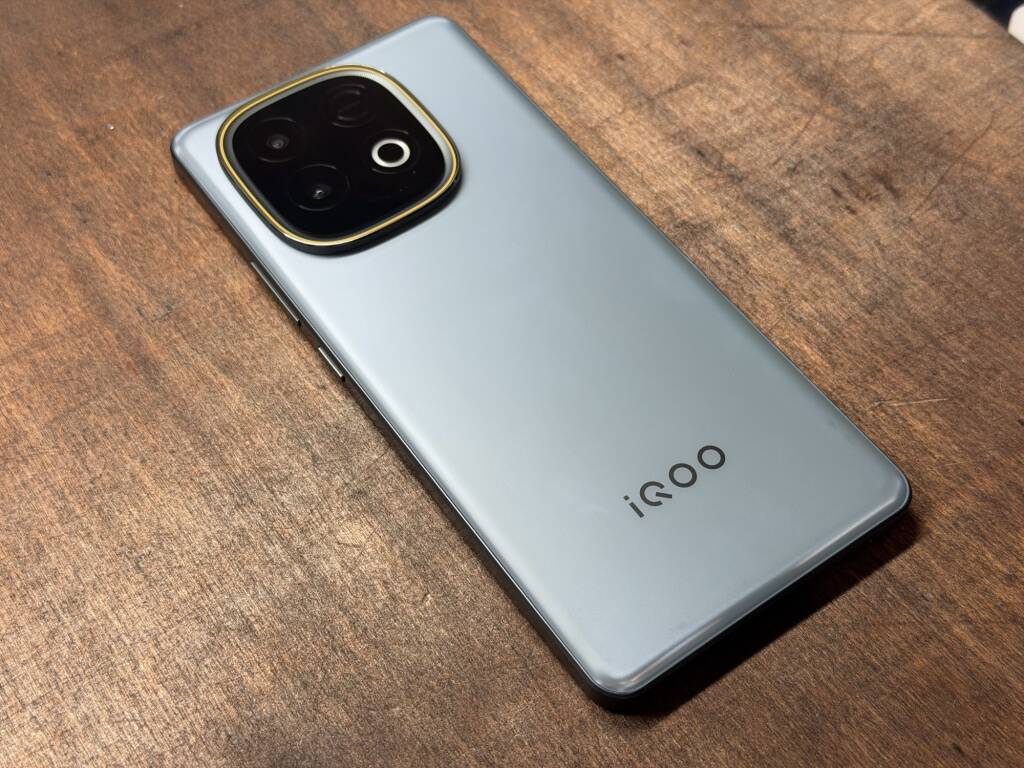 iQOO Z10 Turbo+ 16GB/256GB 大陸版 iQOO Z10 Turbo Pro 12GB 256GB 黒色 Snapdragon 8s Gen 4 antutu155万