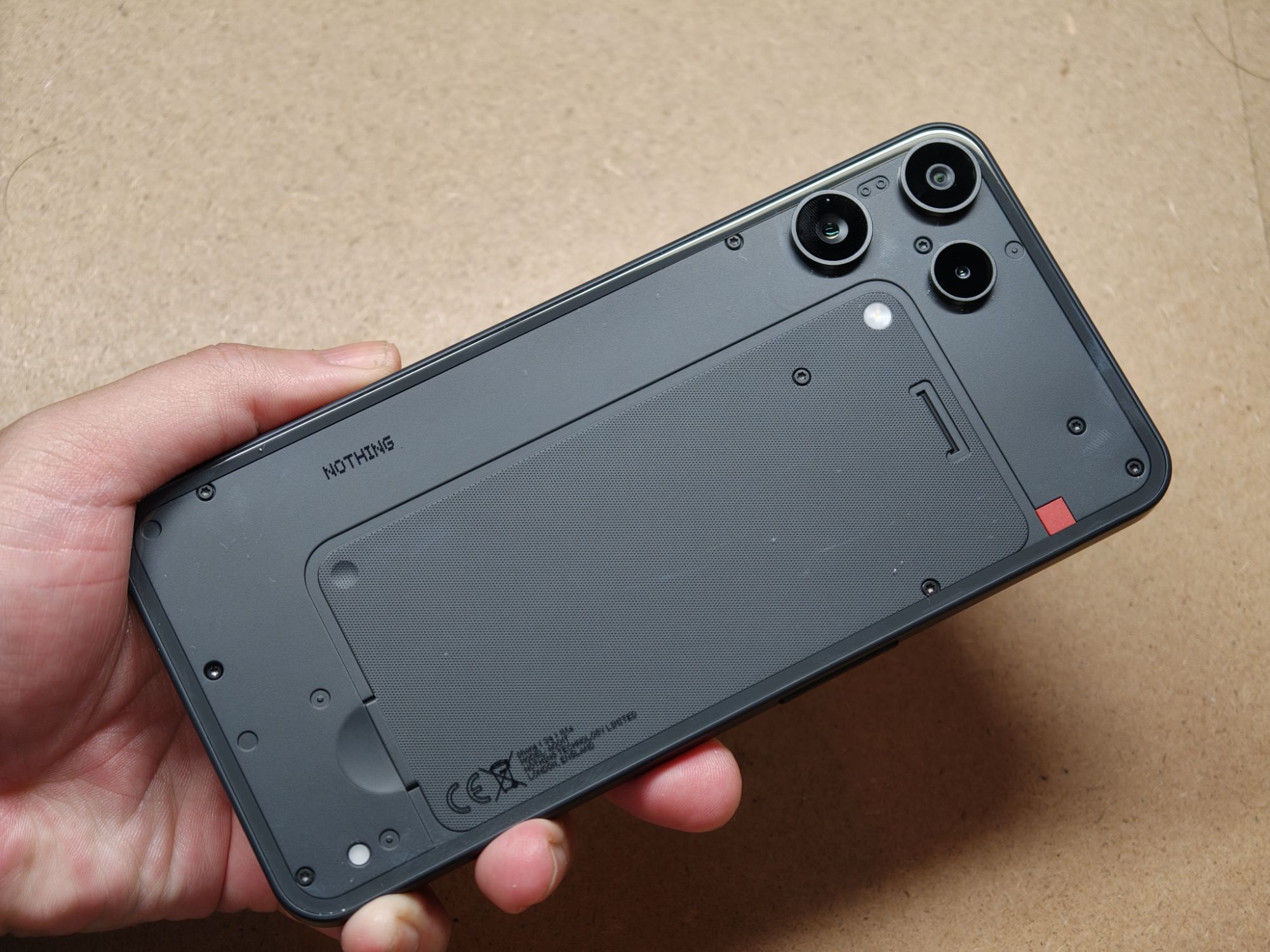 楽天3万円台で価格破壊のミッドレンジスマホ。Nothing Phone (3a) Lite